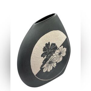 Gray Vase 1990s with white Etchings, Signed 8”tall 7”wide 2”opening